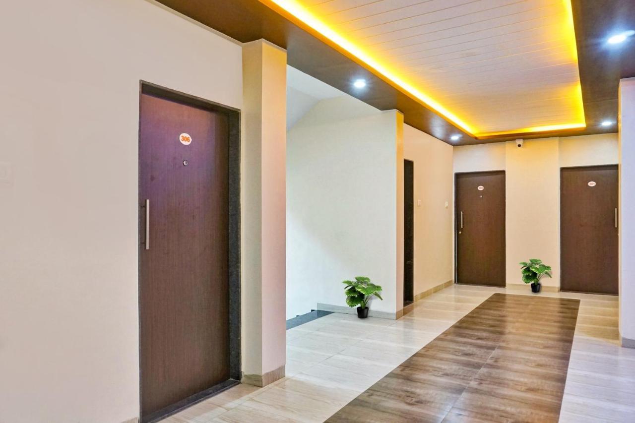 Super Collection O Eon Inn Near Pune Airport Kharadi Exterior foto